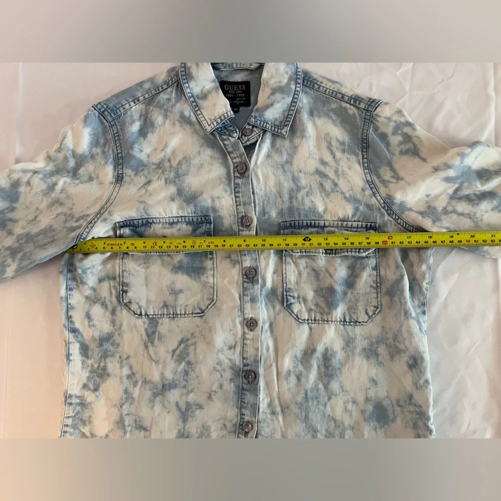 GUESS Acid Wash Denim Shirt Marbled Blue White 90s Grunge - Picture 6 of 9